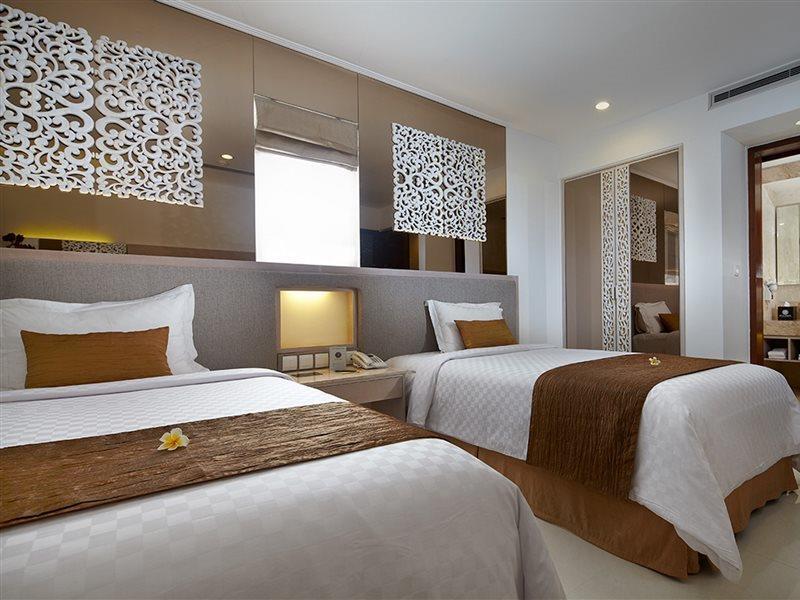Kuta Angel Hotel - Luxurious Living Exterior photo